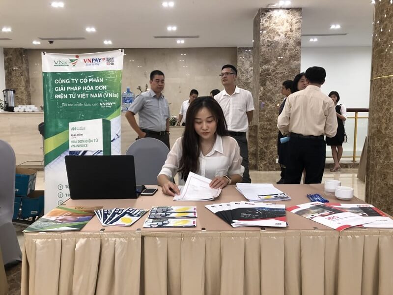 Đồng hành cùng Doanh nghiệp vừa và nhỏ chuyển đổi số