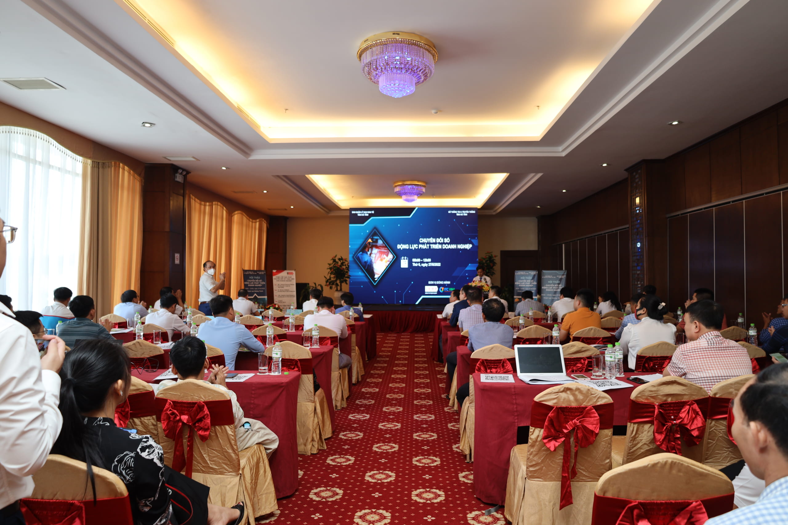 iERP-dong-hanh-chuyen-doi-so-cung-doanh-nghiep-tinh-ha-tinh