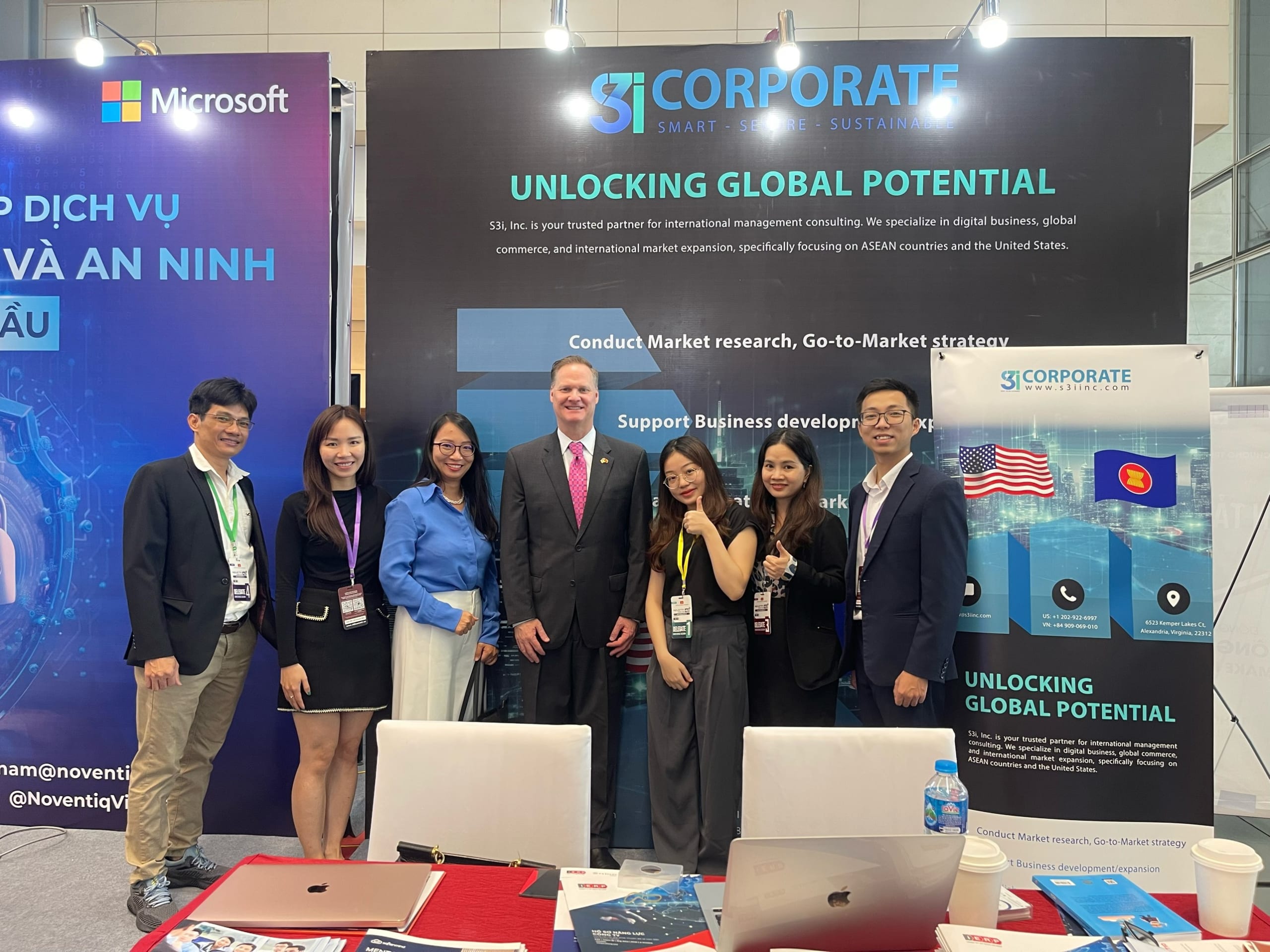 iERP cùng các đối tác: S3i (công ty Hoa Kỳ chuyên về xuất nhập khẩu, thương mại quốc tế và đầu tư giữa Hoa Kỳ & các nước ASEAN); VMO (công ty công nghệ thông tin cung cấp các giải pháp toàn diện về dịch vụ tư vấn và phát triển các sản phẩm phần mềm, dựa trên nhiều nền tảng như: IoT, AI/ML hay Blockchain...; Softenmind (nền tảng chăm sóc sức khoẻ tinh thần tại Việt Nam) và chuyên viên thương mại cấp cao của Hoa Kỳ