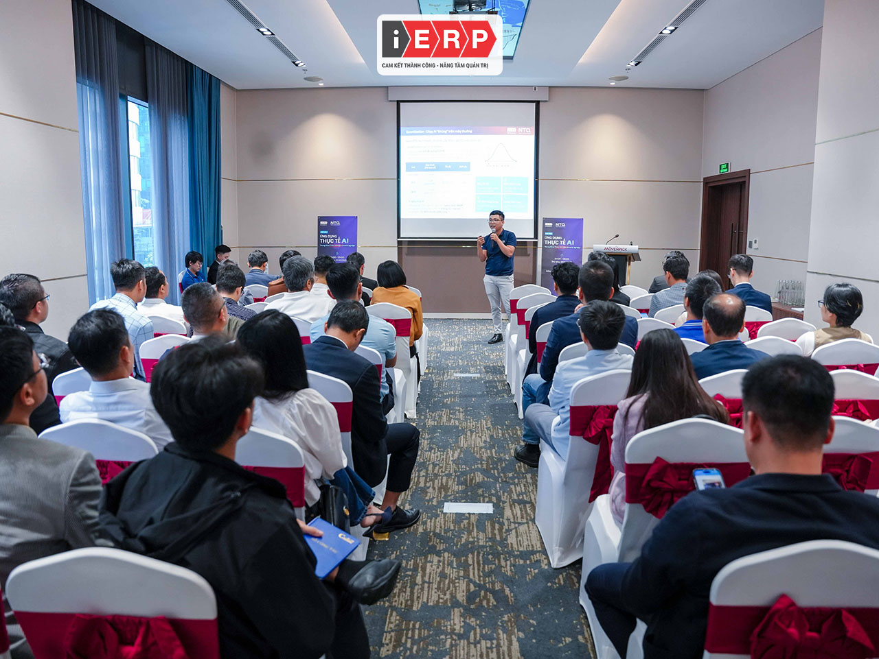 Hội thảo “Ứng dụng thực tế AI trong Khai thác Dữ liệu Doanh nghiệp” - Chìa khóa giúp doanh nghiệp phát triển hiệu quả