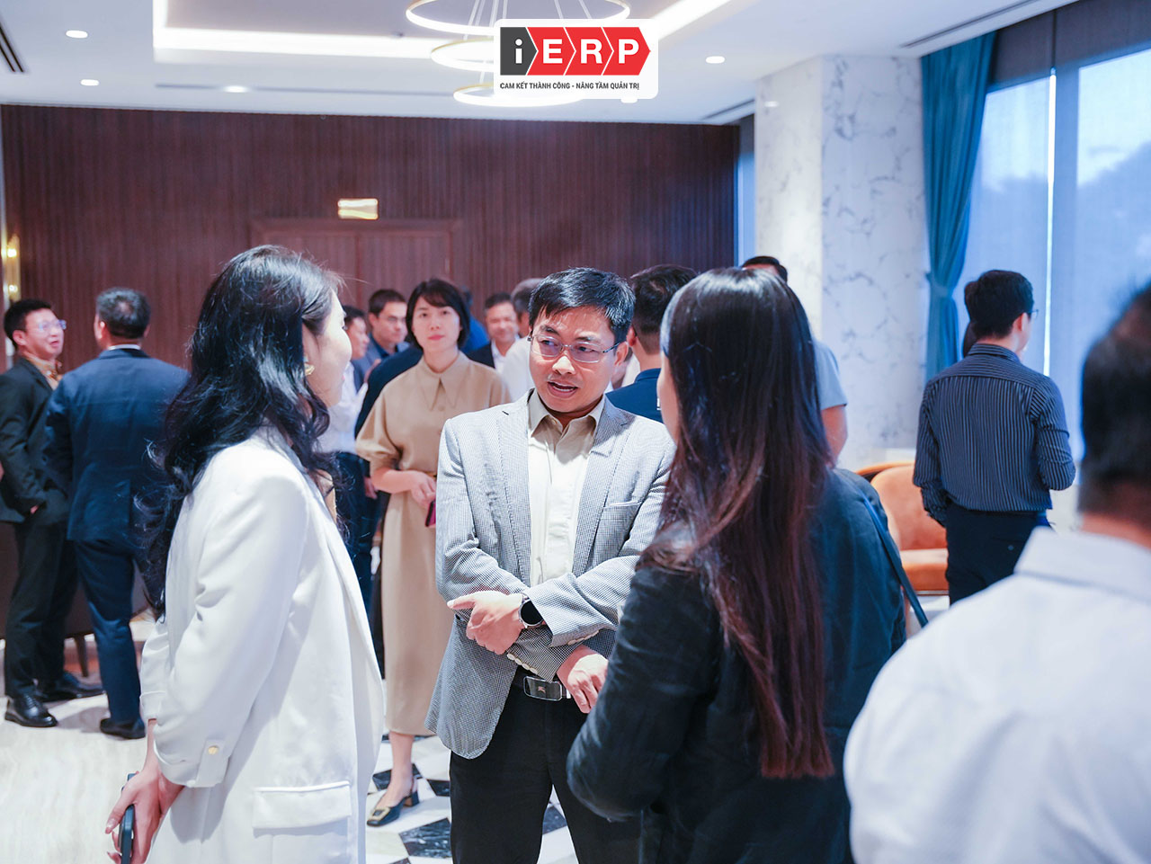 Hội thảo “Ứng dụng thực tế AI trong Khai thác Dữ liệu Doanh nghiệp” - Chìa khóa giúp doanh nghiệp phát triển hiệu quả