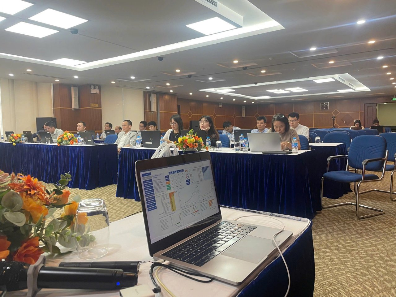 Hợp đồng xây dựng hệ thống số hóa báo cáo xây lắp