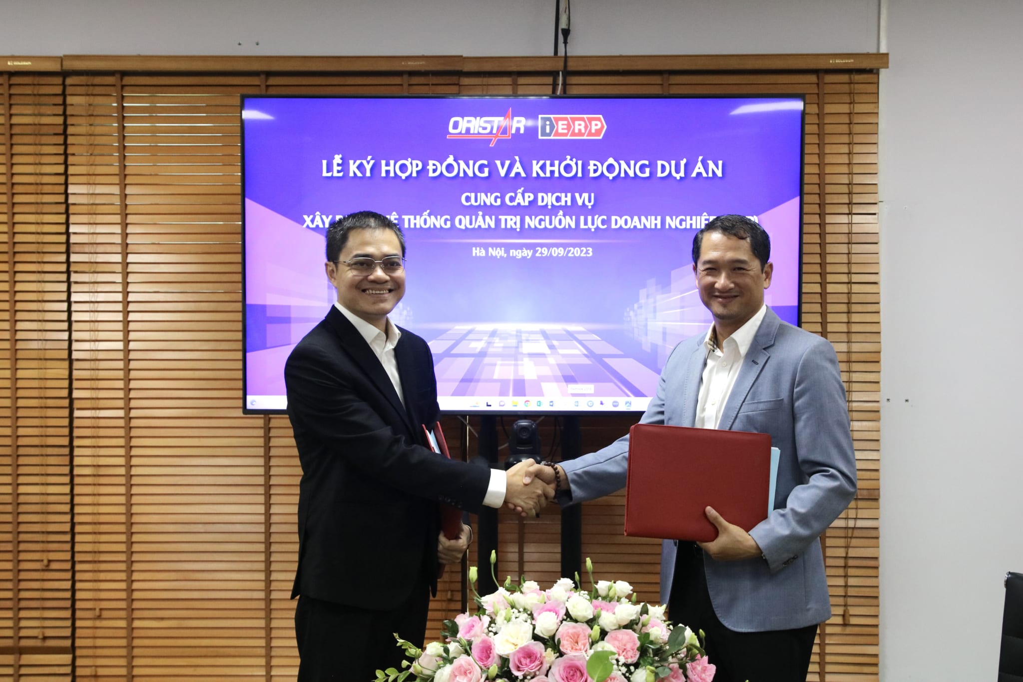 Lễ ký hợp đồng Oristar x iERP